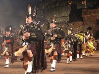 tur-v-angliu-The_Royal_Edinburgh_Military_Tattoo.jpg